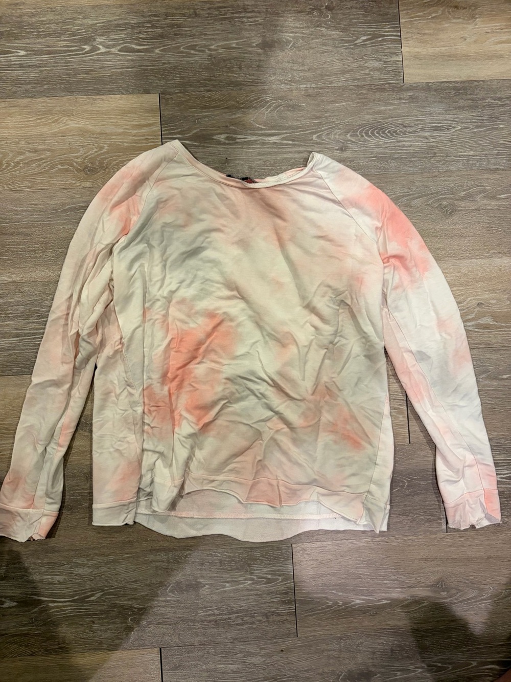 Women's Lightweight Peach Tie-Dye Long-Sleeve Sweatshirt